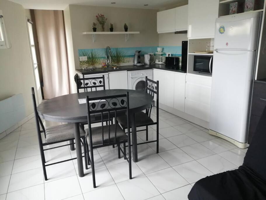 Gite Bin Benaise Draps Et Serviettes Compris Pamproux Dış mekan fotoğraf